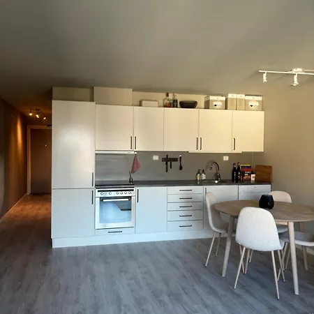 Cozy In Centre Apartment